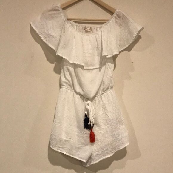 altar'd state White Ruffle Neck Romper - Size S - Picture 1 of 8